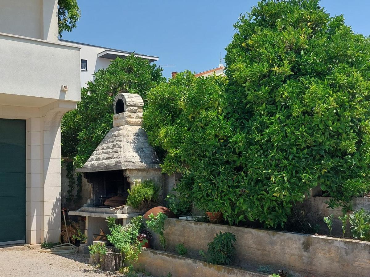 Mislav Apartment Trogir Exterior foto