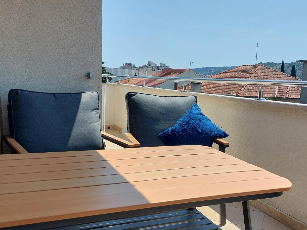 Mislav Apartment Trogir Exterior foto